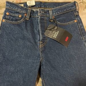 Women’s Levi jeans